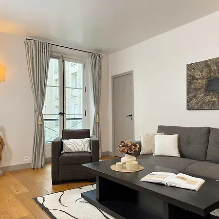 Saint Germain Des Pres - Prestige With Lift For 6 *